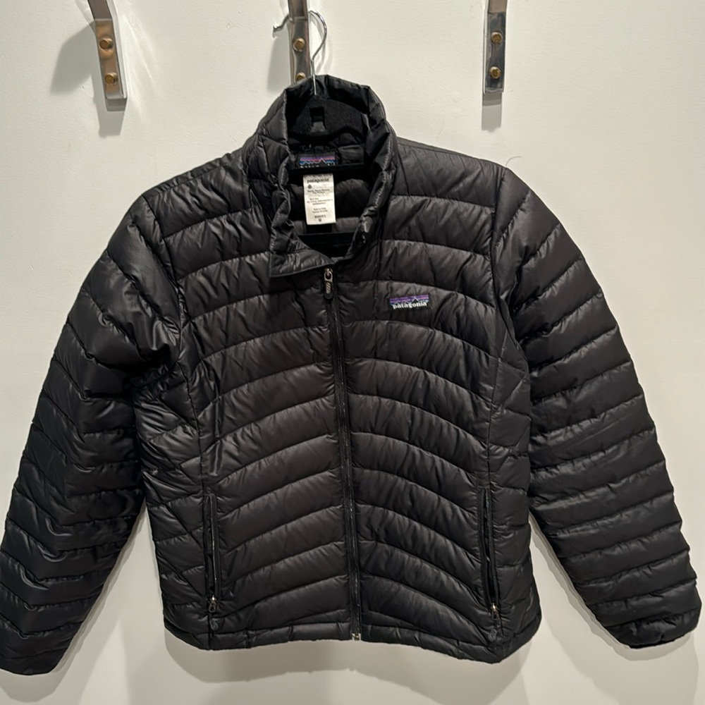 Patagonia. Down Sweater jacket. Size medium.